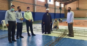 تصویر محل واکسیناسیون عمومی در گرمدره در حال آماده سازی است