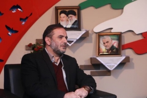 تصویر تلاش برای حفظ یاد و نام شهدا