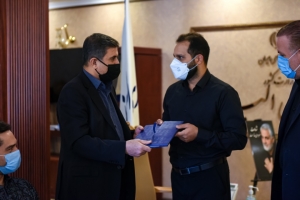 تصویر دیدار ورزشکاران و مدال آوران پارالمپیکی البرز با استاندار