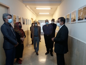 تصویر برپائی نمایشگاه عکس شیدایی در البرز