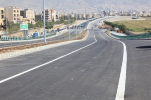 تصویر ۱۱ هزار تن آسفالت در پروژه کنارگذر مهرشهر استفاده‌شد