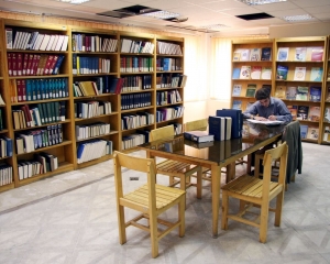 تصویر شهرداری کرج نیم درصد از درآمد خود را به کتابخانه ها اختصاص دهد