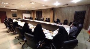 تصویر اولین نشست نخبگانی دکتر عباسی با جمعی از بانوان فرهیخته استان البرز