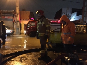 تصویر ۳۹ عملیات رفع آبگرفتگی در کرج انجام شد