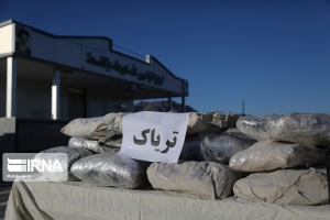 تصویر بیش از ۱۳۰ کیلوگرم مواد مخدر در البرز کشف شد