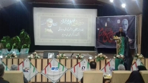 تصویر امروز جامعه تشنه سردار سلیمانی است