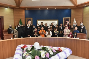 تصویر تقدیر و تجلیل استاندار البرز از نخبگان و برگزیدگان مسابقه جهانی محاسبات ریاضی