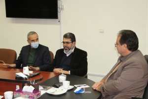 تصویر دیدار رئیس بیمه تامین اجتماعی شهرستان ساوجبلاغ با شهردار هشتگرد