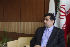 تصویر ترمیم نقاشی دیواری تمثال مبارک مقام معظم رهبری بدون هماهنگی لازم انجام شده است