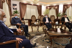 تصویر تفاهم نامه همکاری دانشگاه آزاد اسلامی و اتاق بازرگانی استان منعقد می شود