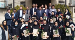 تصویر مراسم تجلیل از قهرمانان و افتخار آفرینان هندبال دختران ،رده سنی نوجوانان چهارباغ