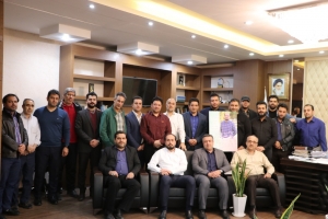 تصویر دیدار کارکنان شهرداری با شهردار فردیس به مناسبت روز شهردار
