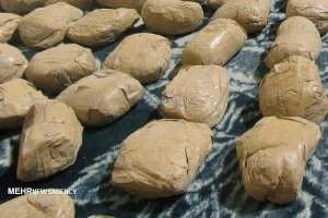 تصویر کشف 8 کیلو گرم مواد مخدر در " نظرآباد"