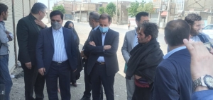 تصویر بازدید معاون استاندار از محلات کم برخوردار شهرستان چهارباغ