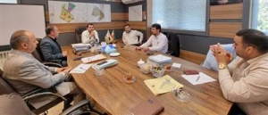 تصویر جلسه بررسی راهکارهای چگونگی جذب سرمایه گذار برای پروژه گلها برگزار شد