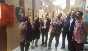 تصویر برگزاری نمایشگاه نقاشی در اداره فرهنگ و ارشاد اسلامی شهرستان فردیس