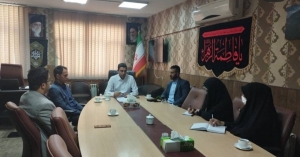 تصویر نشست بخشدار مرکزی کرج با رئیس و اعضای شورای بخش