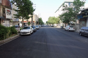 تصویر بیش از ۲ هزار تن آسفالت در معابر اصلی و فرعی منطقه ۹ توزیع‌ شده است