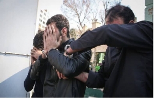 تصویر دستگیری مواد فروش های مسلح در کرج