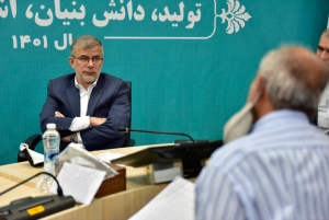 تصویر دیدار چهره به چهره استاندار البرز با 43 تن از شهروندان البرزی