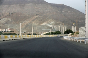 تصویر بهسازی، ساماندهی و رفع خرابی معابر اصلی ‌ و فرعی با سرعت در مناطق ده گانه در حال عملیاتی شدن است