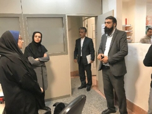 تصویر بازدید بازرسین فرمانداری از سازمان ساماندهی مشاغل شهری