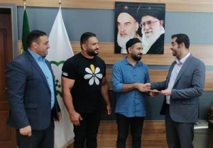 تصویر هنر ، محرک ذهن خلاق است برای آفرینش اثری فاخر ، ماندگار و روشنای مسیری صحیح برای جامعه