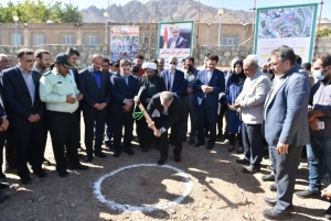 تصویر آغاز عملیات اجرایی طرح یادمانی مجموعه بوم گردی روستای کویری جارو در شهرستان اشتهارد