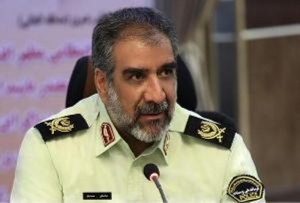 تصویر کشف انبار لوازم آرایشی در"چهارباغ"