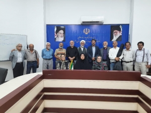 تصویر نشست انجمن ادبی دلشدگان البرز برگزار شد