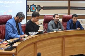 تصویر جلسه جمعی از فعالان تشکل دانشجویی با پنج عضو شورای شهر کرج برگزار شد