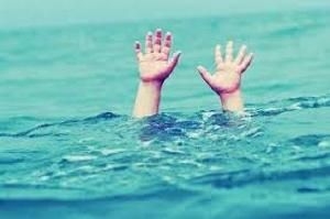 تصویر غرق شدگی کارگر باغ در استخر