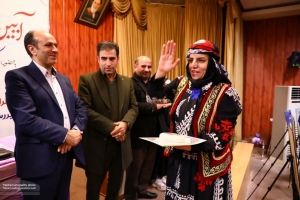 تصویر آیین رونمایی از آثار ادبی مولفان شهر فردیس برگزار شد