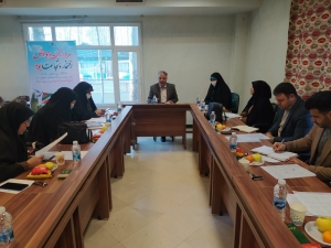 تصویر برگزاری هم اندیشی کارشناس مسئولان و کارشناسان قرآن، عترت و نماز  در البرز