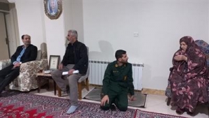 تصویر دیدارمدیران شهری کمالشهر با خانواده های معزز شهدا