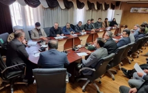 تصویر نشست کمیته برگزاری مراسمات دهه فجر در سالن جلسات فرمانداری شهرستان کرج