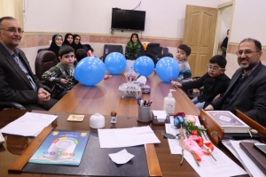 تصویر حضرت علی(ع) الگویی کم‌نظیر برای بشریت است