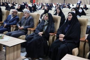 تصویر برگزاری رویداد فرهنگی معلم، بانوی اثر گذار در استان البرز
