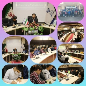 تصویر کرسی آزاداندیشی دانش آموزان مدارس پسرانه با فرماندار شهرستان طالقان