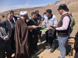 تصویر برگزاری آیین تقدیر از شرکت پیشرو در اعتلای فرهنگ منابع طبیعی در شهرستان اشتهارد