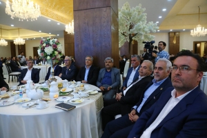 تصویر تامین کانتینرهای یخچال‌دار محصولات کشاورزی با جدیت پیگیری می‌شود