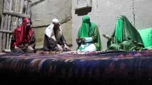 تصویر نمایش مذهبی محراب خونین در کرج به روی صحنه رفت