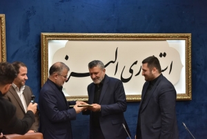 تصویر تقدیر وزیر تعاون، کار و رفاه اجتماعی از اقدامات استاندار البرز در راستای اشتغالزایی و حمایت از تولید