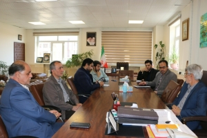 تصویر تشکل ها کمک کار آموزش و پرورش هستند