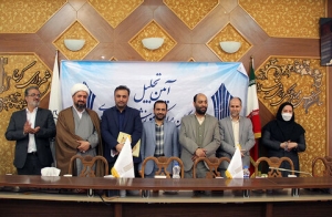 تصویر سرپرست سازمان عمران و بازآفرینی فضاهای شهری شهرداری کرج به عنوان مدرس برتر استان البرز برگزیده شد