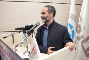 تصویر اگر یک مجموعه در راستای تولید سرپا ایستاده است ما حاصل فعالیت معلمان است