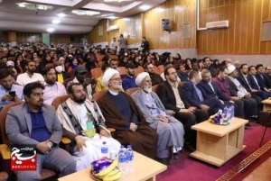تصویر تبادل اندیشه های معلمان در همایش بین المللی معلمان مقاومت