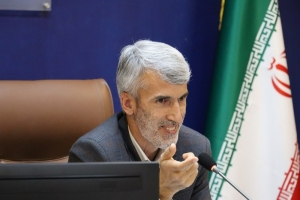 تصویر مهارت آموزی دانش آموزان دختر در کنار درس آموزی را مورد توجه قرار دهیم