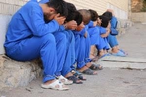 تصویر نزاع دسته جمعی در محمد شهر به قتل مرد ۳۹ ساله انجامید