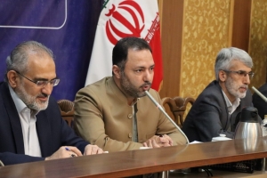تصویر دغدغه فرهنگیان به گسست فکری و عاطفی در بین نسل جدید متمرکز شود